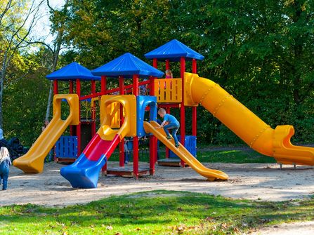 Kletterlandschaft im Spielpark Wingst